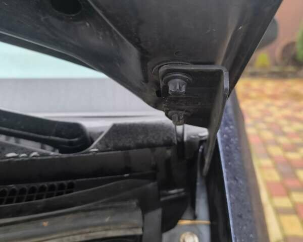 Синій Міцубісі Кольт, об'ємом двигуна 1.12 л та пробігом 106 тис. км за 3450 $, фото 14 на Automoto.ua