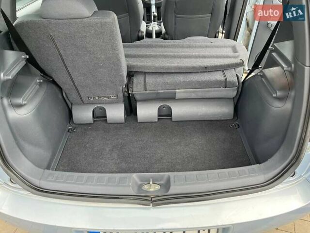 Синій Міцубісі Кольт, об'ємом двигуна 1.3 л та пробігом 170 тис. км за 4799 $, фото 11 на Automoto.ua