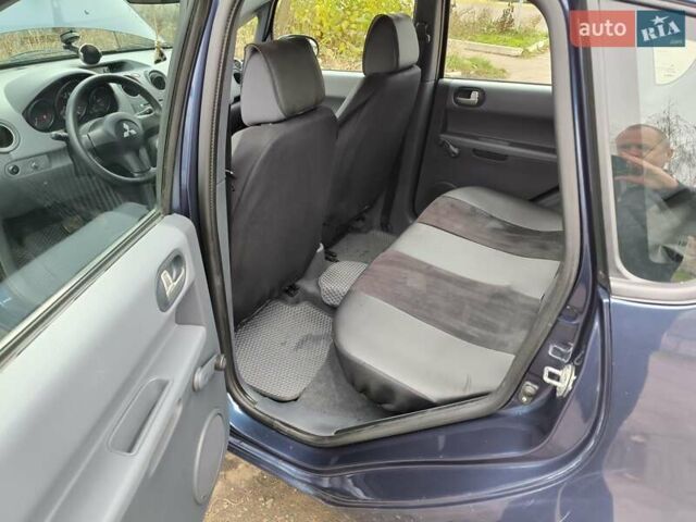 Синий Мицубиси Кольт, объемом двигателя 1.33 л и пробегом 100 тыс. км за 5500 $, фото 11 на Automoto.ua