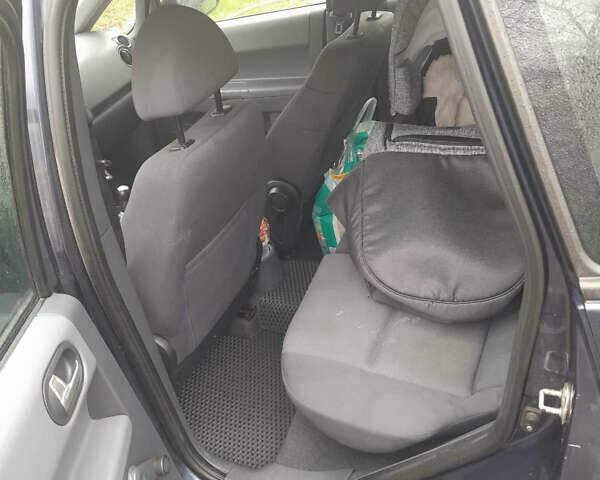 Синій Міцубісі Кольт, об'ємом двигуна 1.33 л та пробігом 214 тис. км за 4800 $, фото 11 на Automoto.ua