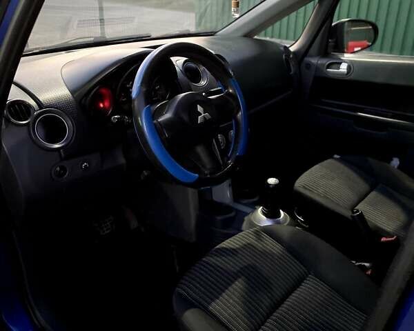 Синий Мицубиси Кольт, объемом двигателя 1.33 л и пробегом 163 тыс. км за 3900 $, фото 7 на Automoto.ua