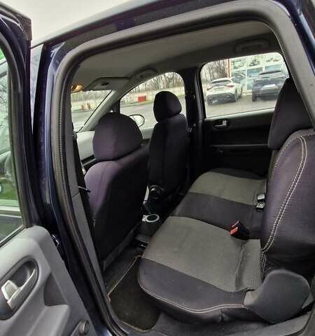 Синий Мицубиси Кольт, объемом двигателя 1.33 л и пробегом 146 тыс. км за 4500 $, фото 5 на Automoto.ua