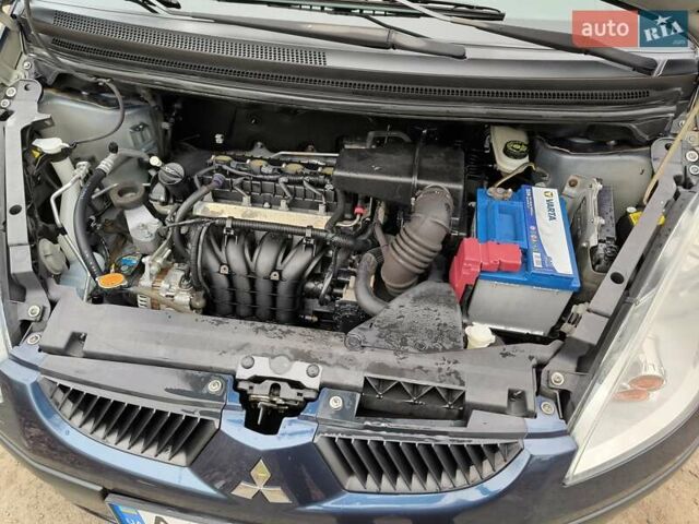 Синий Мицубиси Кольт, объемом двигателя 1.33 л и пробегом 100 тыс. км за 5500 $, фото 7 на Automoto.ua