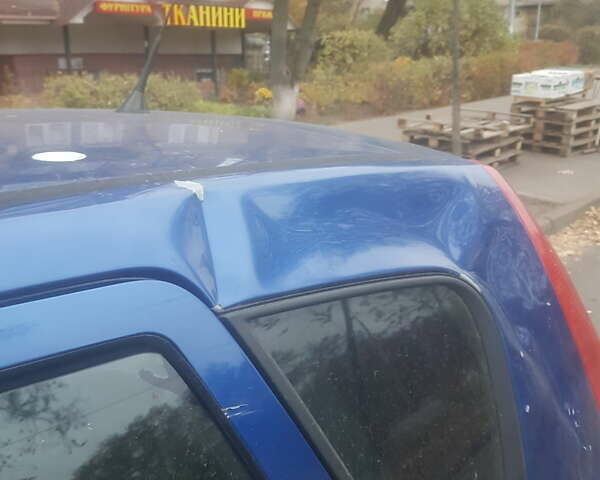 Синий Мицубиси Кольт, объемом двигателя 1.33 л и пробегом 180 тыс. км за 3000 $, фото 5 на Automoto.ua