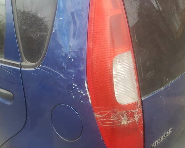 Синий Мицубиси Кольт, объемом двигателя 1.33 л и пробегом 180 тыс. км за 3000 $, фото 6 на Automoto.ua