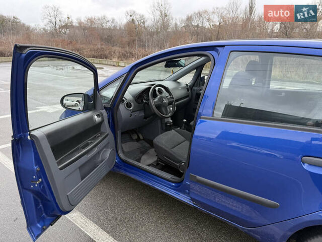 Синий Мицубиси Кольт, объемом двигателя 1.3 л и пробегом 101 тыс. км за 4300 $, фото 8 на Automoto.ua
