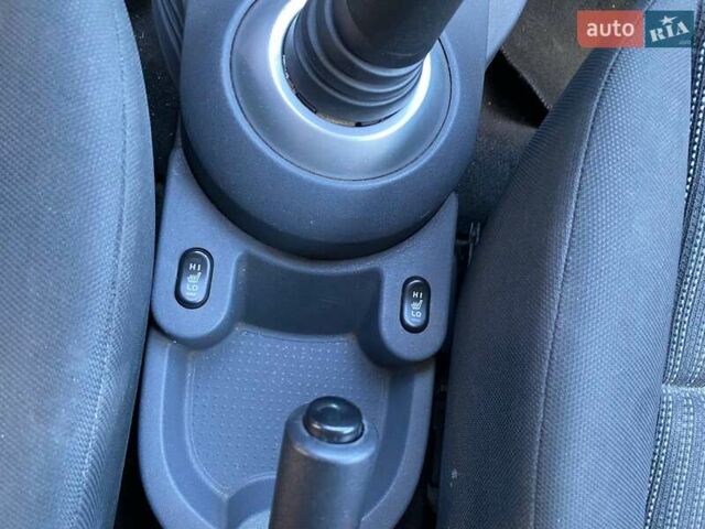 Синий Мицубиси Кольт, объемом двигателя 1.33 л и пробегом 180 тыс. км за 4999 $, фото 15 на Automoto.ua