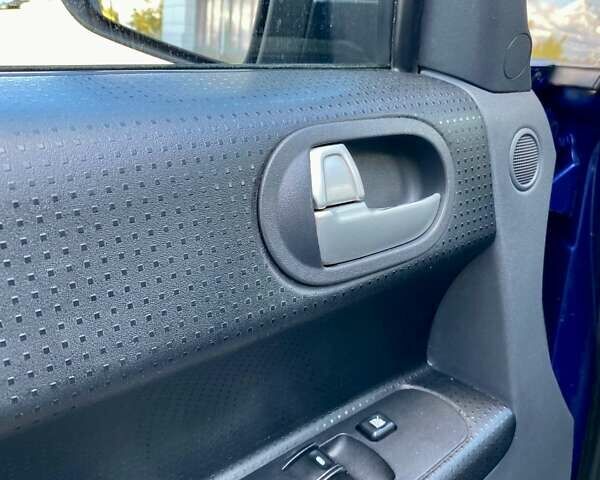 Синий Мицубиси Кольт, объемом двигателя 1.33 л и пробегом 180 тыс. км за 4999 $, фото 14 на Automoto.ua