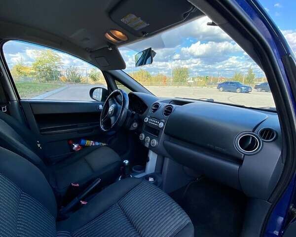 Синий Мицубиси Кольт, объемом двигателя 1.33 л и пробегом 180 тыс. км за 4999 $, фото 5 на Automoto.ua