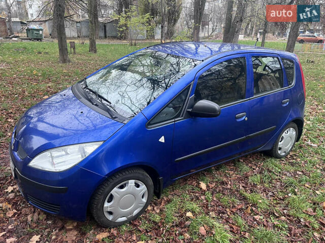 Синий Мицубиси Кольт, объемом двигателя 0 л и пробегом 102 тыс. км за 4700 $, фото 1 на Automoto.ua