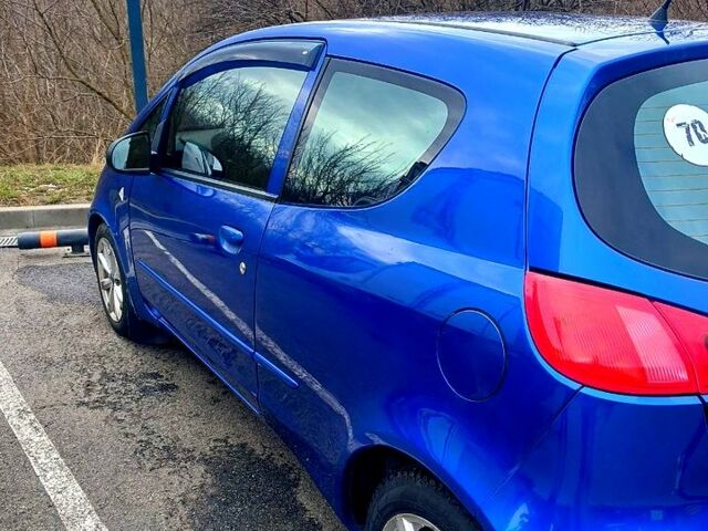 Синий Мицубиси Кольт, объемом двигателя 1.3 л и пробегом 176 тыс. км за 4600 $, фото 1 на Automoto.ua