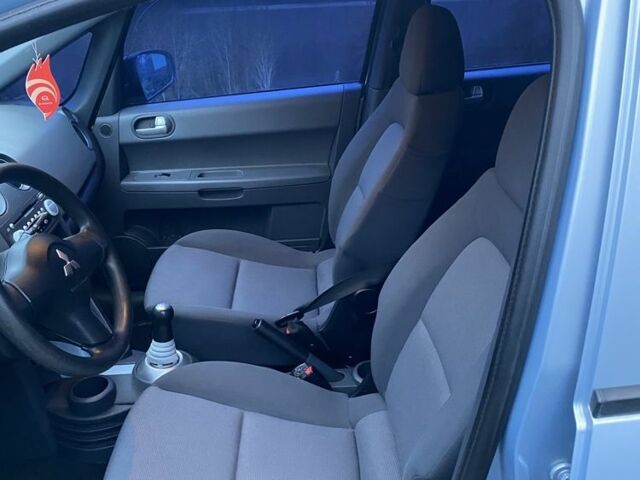 Синий Мицубиси Кольт, объемом двигателя 1.4 л и пробегом 142 тыс. км за 4700 $, фото 12 на Automoto.ua