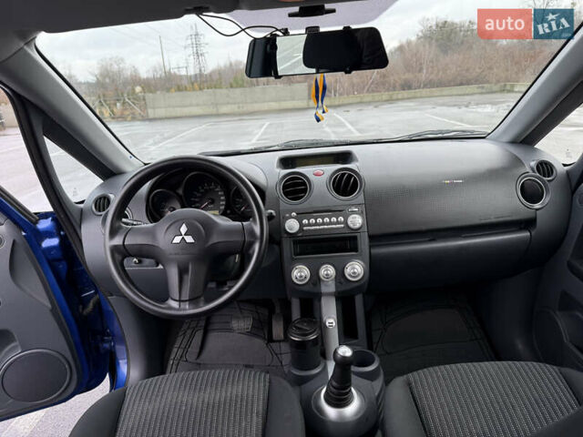 Синий Мицубиси Кольт, объемом двигателя 1.3 л и пробегом 101 тыс. км за 4300 $, фото 13 на Automoto.ua