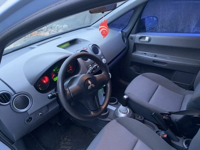 Синий Мицубиси Кольт, объемом двигателя 1.4 л и пробегом 142 тыс. км за 4700 $, фото 11 на Automoto.ua