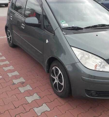 Зелений Міцубісі Кольт, об'ємом двигуна 1.5 л та пробігом 159 тис. км за 3000 $, фото 2 на Automoto.ua