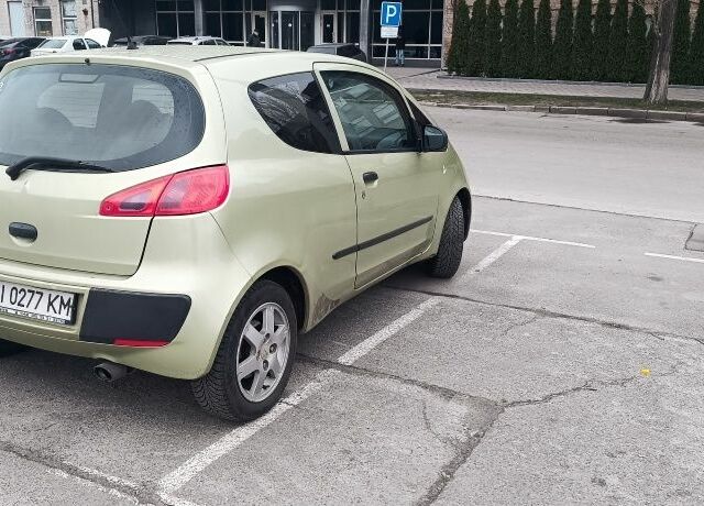 Зелений Міцубісі Кольт, об'ємом двигуна 1.3 л та пробігом 160 тис. км за 3500 $, фото 4 на Automoto.ua