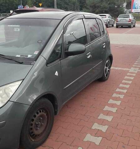 Зелений Міцубісі Кольт, об'ємом двигуна 1.5 л та пробігом 159 тис. км за 3000 $, фото 1 на Automoto.ua