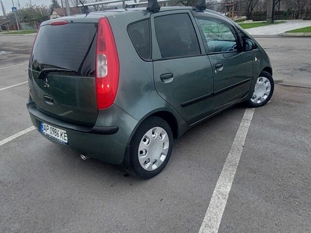 Зелений Міцубісі Кольт, об'ємом двигуна 1.3 л та пробігом 182 тис. км за 4200 $, фото 4 на Automoto.ua