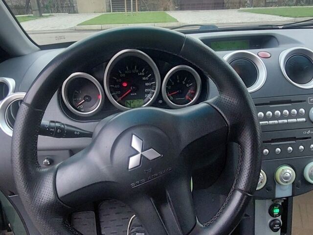 Зелений Міцубісі Кольт, об'ємом двигуна 1.3 л та пробігом 182 тис. км за 4200 $, фото 14 на Automoto.ua