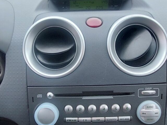 Зелений Міцубісі Кольт, об'ємом двигуна 1.3 л та пробігом 182 тис. км за 4200 $, фото 18 на Automoto.ua