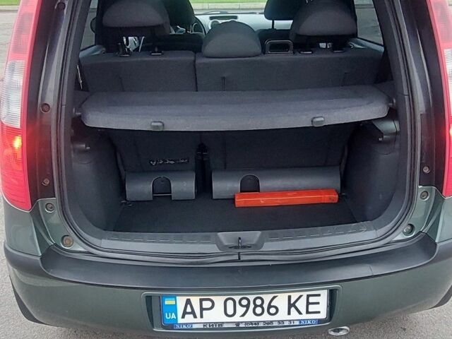 Зелений Міцубісі Кольт, об'ємом двигуна 1.3 л та пробігом 182 тис. км за 4200 $, фото 6 на Automoto.ua