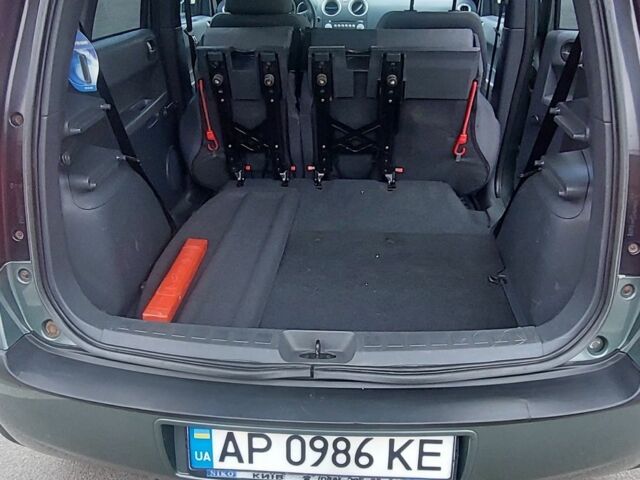 Зелений Міцубісі Кольт, об'ємом двигуна 1.3 л та пробігом 182 тис. км за 4200 $, фото 7 на Automoto.ua