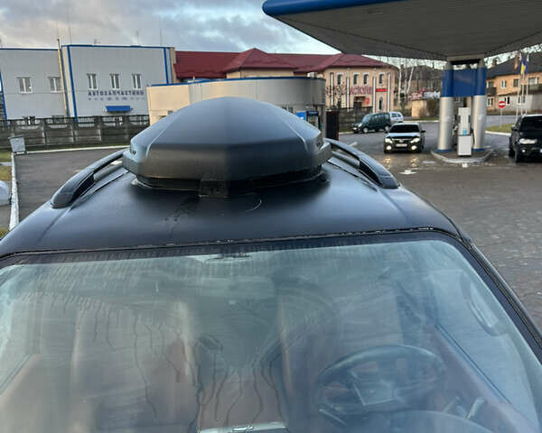 Черный Мицубиси Делика, объемом двигателя 3 л и пробегом 184 тыс. км за 18700 $, фото 14 на Automoto.ua