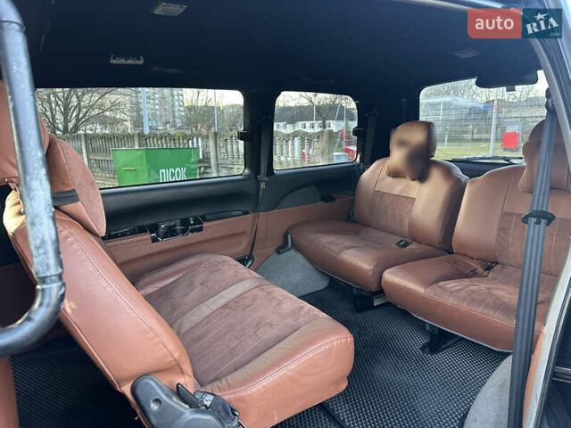 Черный Мицубиси Делика, объемом двигателя 3 л и пробегом 184 тыс. км за 18700 $, фото 26 на Automoto.ua