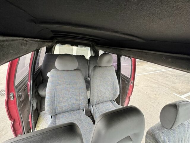 Червоний Міцубісі Деліка, об'ємом двигуна 0 л та пробігом 350 тис. км за 3750 $, фото 14 на Automoto.ua