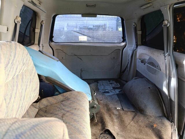 Мицубиси Делика, объемом двигателя 2.5 л и пробегом 999 тыс. км за 3780 $, фото 6 на Automoto.ua