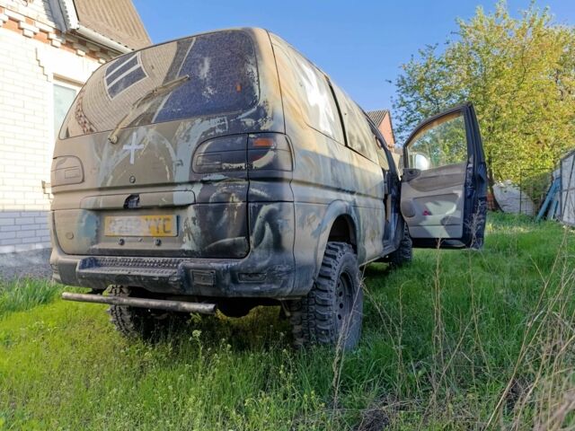 Мицубиси Делика, объемом двигателя 2.5 л и пробегом 999 тыс. км за 3780 $, фото 1 на Automoto.ua