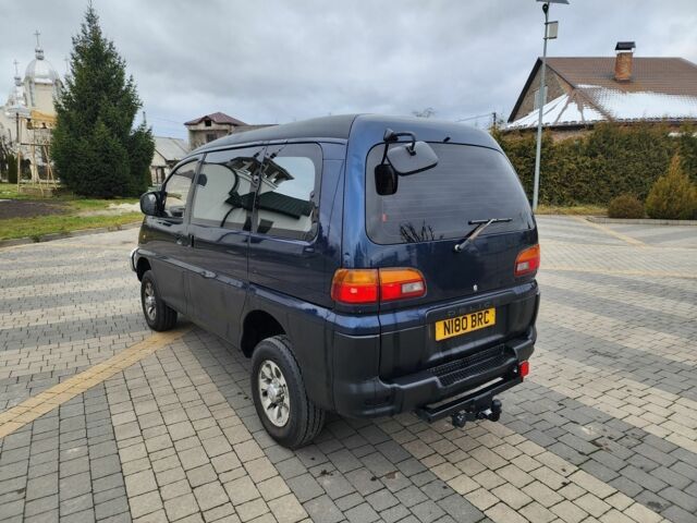 Синий Мицубиси Делика, объемом двигателя 2.8 л и пробегом 135 тыс. км за 7197 $, фото 8 на Automoto.ua