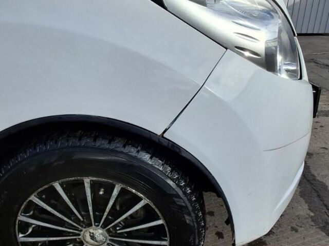 Міцубісі Інша 2011 у Александрие на Automoto.ua Білий Міцубісі Інша, об'ємом двигуна 1 л та пробігом 182 тис. км за 4000 $, фото 6 на Automoto.ua