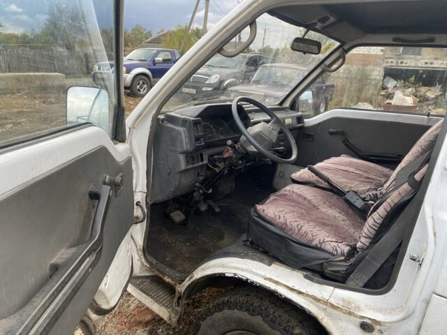 Мицубиси Другая 1991 в Изюме на Automoto.ua Белый Мицубиси Другая, объемом двигателя 2.5 л и пробегом 360 тыс. км за 1755 $, фото 8 на Automoto.ua