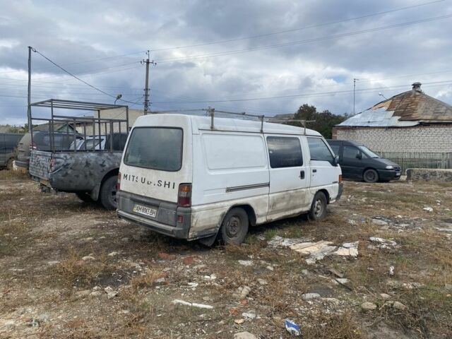 Мицубиси Другая 1991 в Изюме на Automoto.ua Белый Мицубиси Другая, объемом двигателя 2.5 л и пробегом 360 тыс. км за 1755 $, фото 3 на Automoto.ua