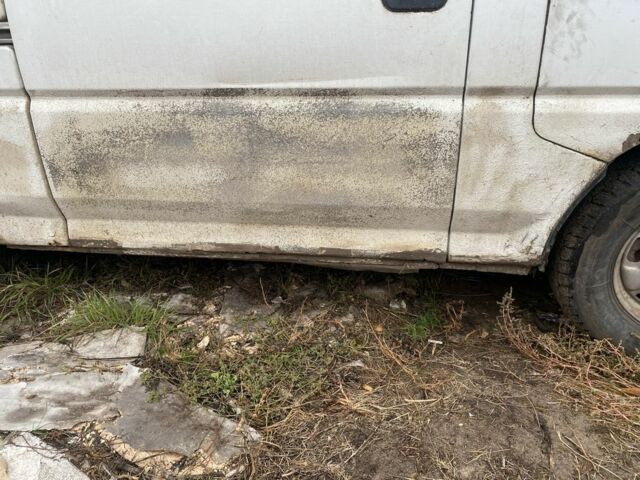 Мицубиси Другая 1991 в Изюме на Automoto.ua Белый Мицубиси Другая, объемом двигателя 2.5 л и пробегом 360 тыс. км за 1755 $, фото 12 на Automoto.ua