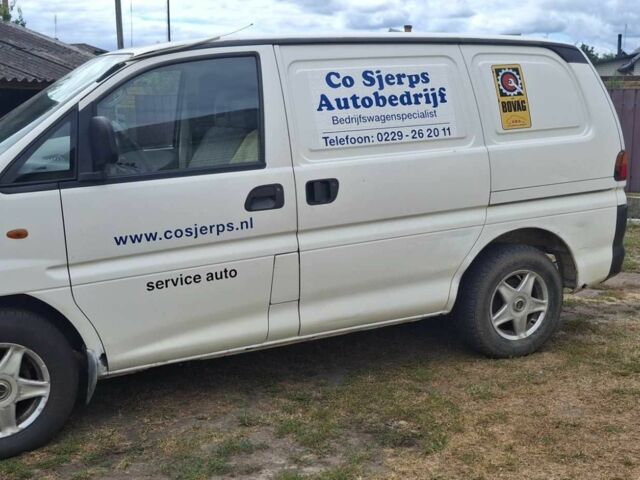 Білий Міцубісі Інша, об'ємом двигуна 2.5 л та пробігом 196 тис. км за 2800 $, фото 1 на Automoto.ua