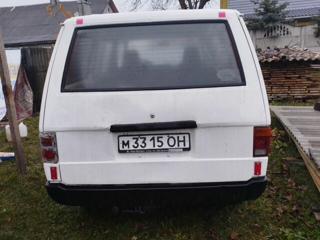 Белый Мицубиси Другая, объемом двигателя 0 л и пробегом 285 тыс. км за 650 $, фото 2 на Automoto.ua