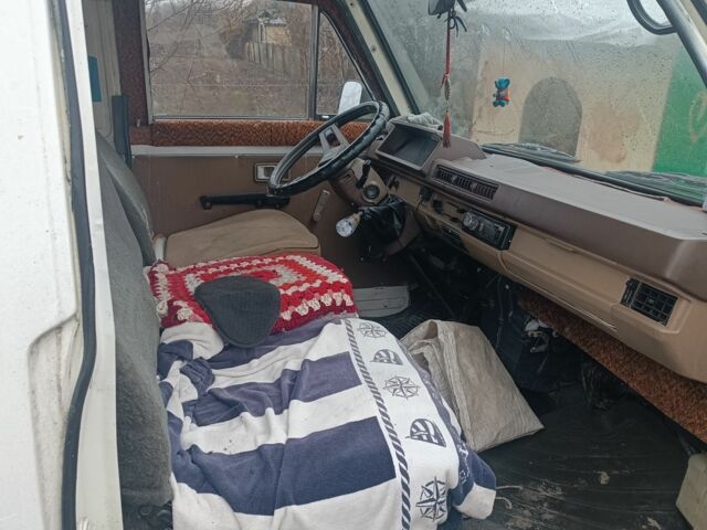 Білий Міцубісі Інша, об'ємом двигуна 0 л та пробігом 230 тис. км за 1550 $, фото 6 на Automoto.ua