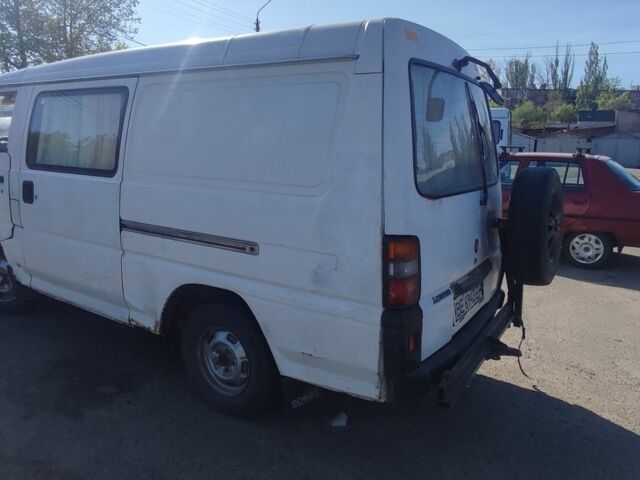 Белый Мицубиси Другая, объемом двигателя 2.5 л и пробегом 400 тыс. км за 1750 $, фото 2 на Automoto.ua