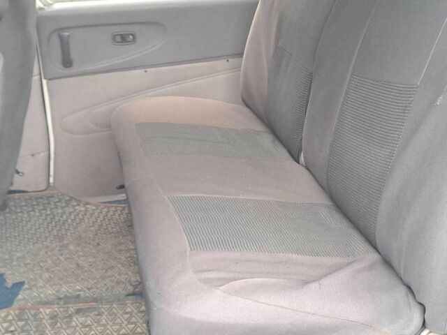 Білий Міцубісі Інша, об'ємом двигуна 2.5 л та пробігом 294 тис. км за 5190 $, фото 8 на Automoto.ua