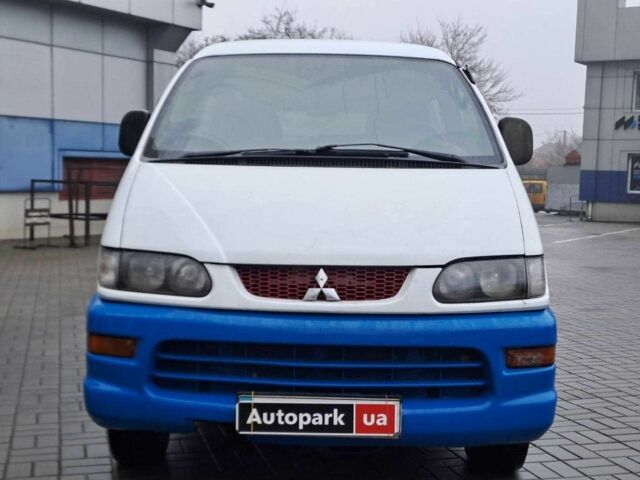 Білий Міцубісі Інша, об'ємом двигуна 2.5 л та пробігом 294 тис. км за 5190 $, фото 1 на Automoto.ua