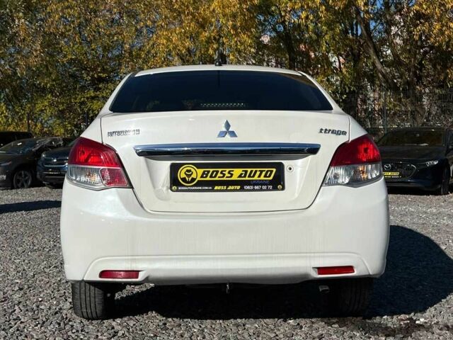 Белый Мицубиси Другая, объемом двигателя 1.2 л и пробегом 191 тыс. км за 5999 $, фото 4 на Automoto.ua