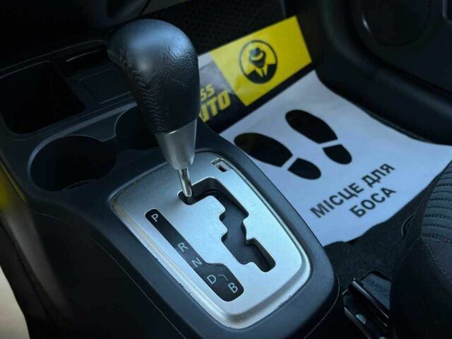 Белый Мицубиси Другая, объемом двигателя 1.2 л и пробегом 191 тыс. км за 5999 $, фото 11 на Automoto.ua