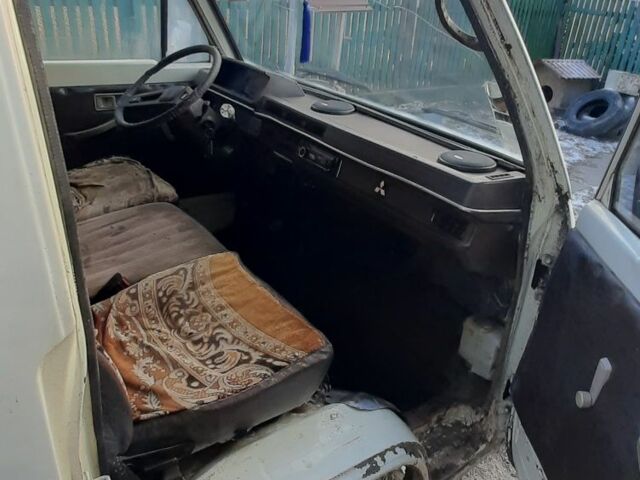 Бежевий Міцубісі Інша, об'ємом двигуна 1.6 л та пробігом 206 тис. км за 1500 $, фото 10 на Automoto.ua