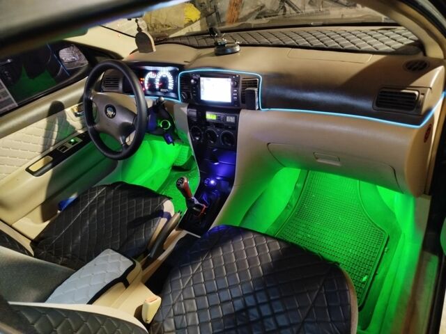 Черный Мицубиси Другая, объемом двигателя 1.6 л и пробегом 210 тыс. км за 3800 $, фото 6 на Automoto.ua