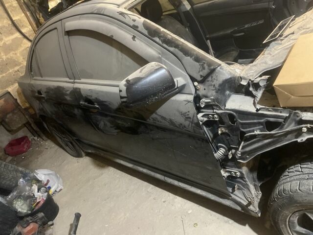 Черный Мицубиси Другая, объемом двигателя 1.5 л и пробегом 210 тыс. км за 2700 $, фото 1 на Automoto.ua