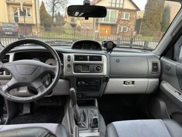 Черный Мицубиси Другая, объемом двигателя 0 л и пробегом 234 тыс. км за 4850 $, фото 6 на Automoto.ua