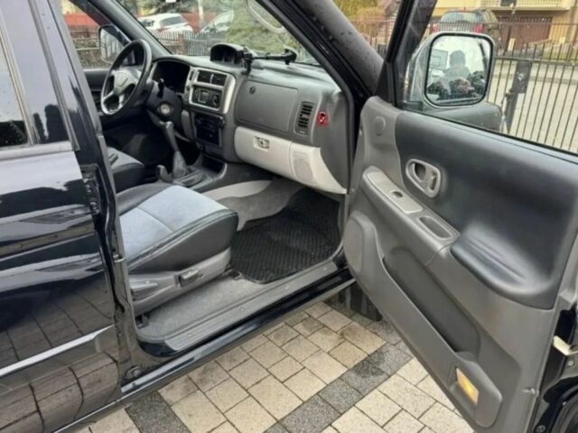 Черный Мицубиси Другая, объемом двигателя 0 л и пробегом 234 тыс. км за 4850 $, фото 5 на Automoto.ua