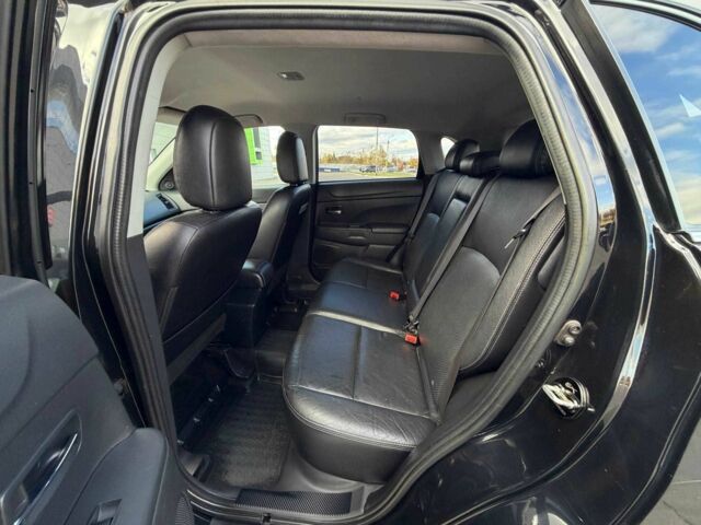 Черный Мицубиси Другая, объемом двигателя 2.4 л и пробегом 230 тыс. км за 14200 $, фото 10 на Automoto.ua